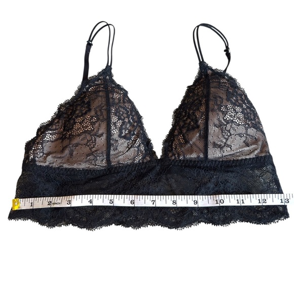 Abercrombie & Fitch black lace bralette size small - Picture 3 of 4